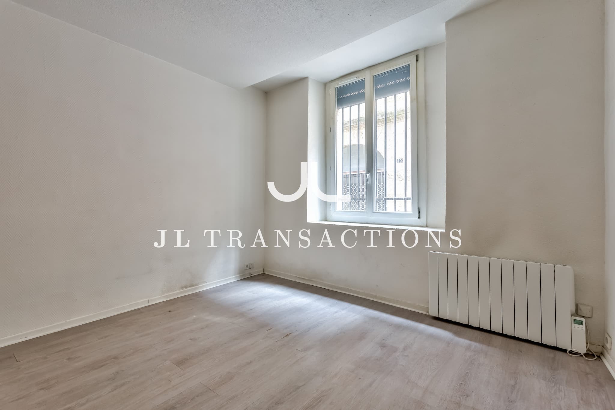 BORDEAUX CENTRE - STUDIO DE 24m²