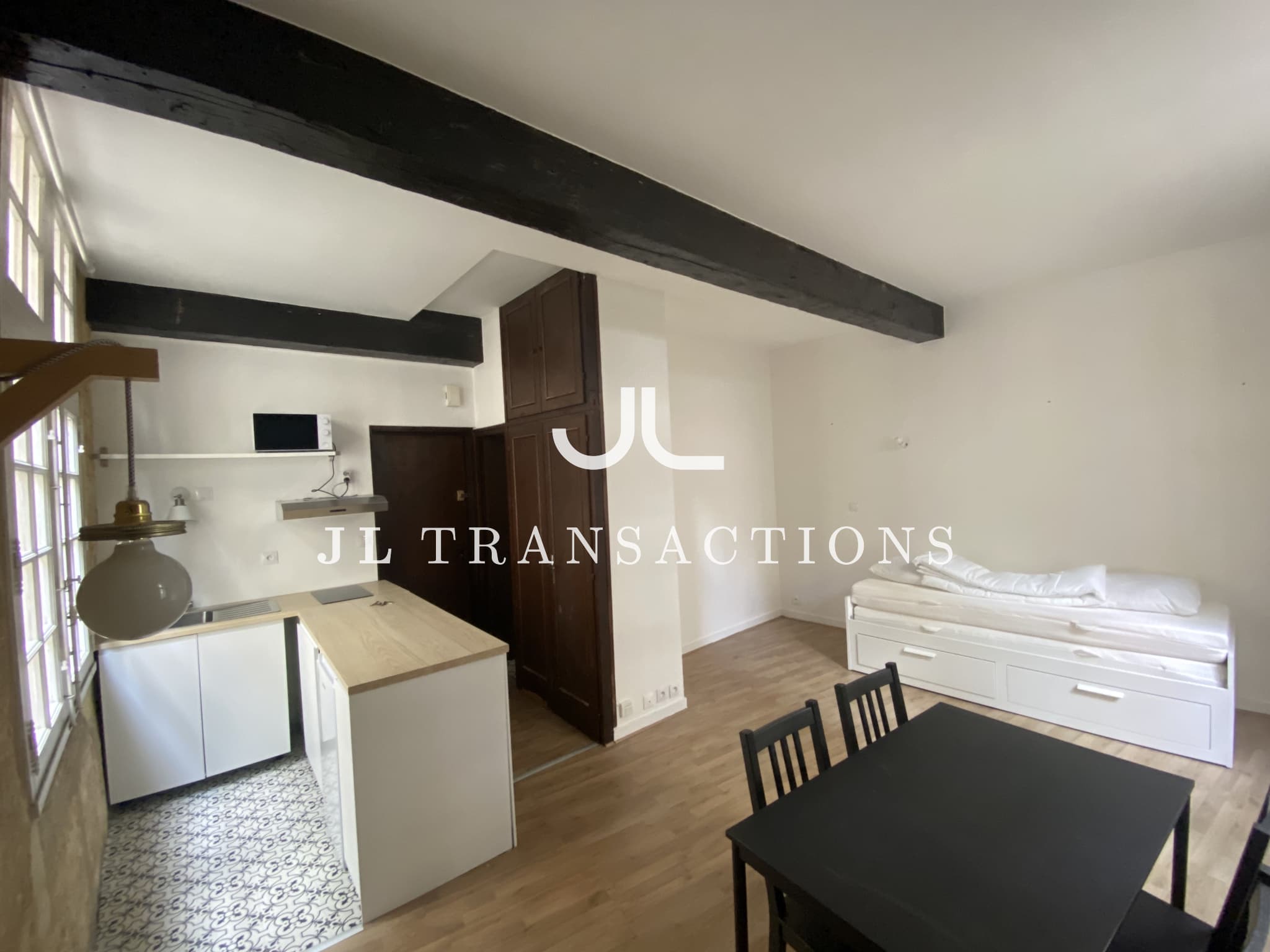 Saint-Paul - Immeuble R+3 à rénover