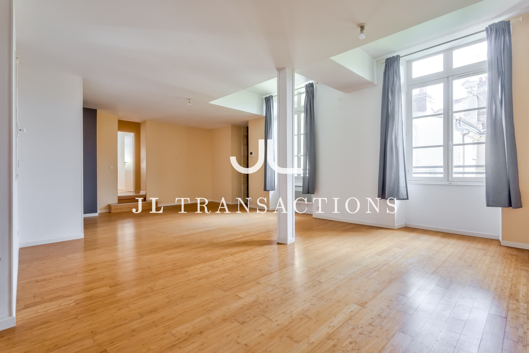 Centre-Historique - Appartement 5 pièces en duplex - 149m²