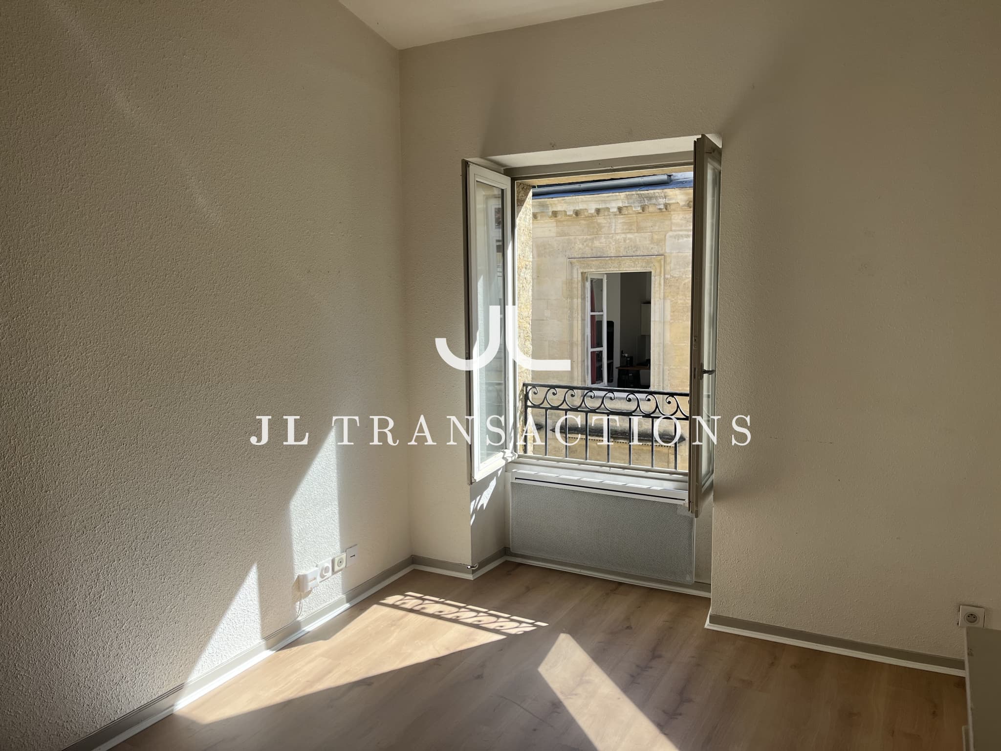 Palais Gallien - Appartement 1 pièce - 20,6m²