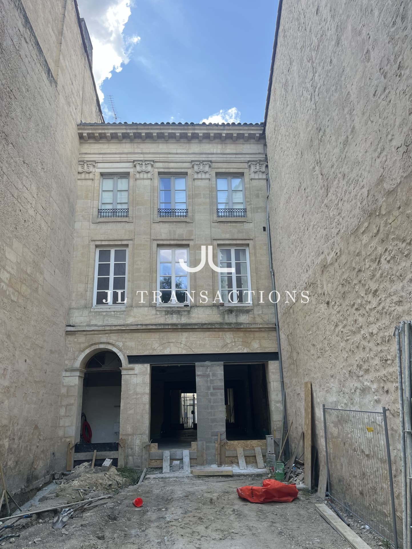 Jardin Public - Plateau Brut - 119m²