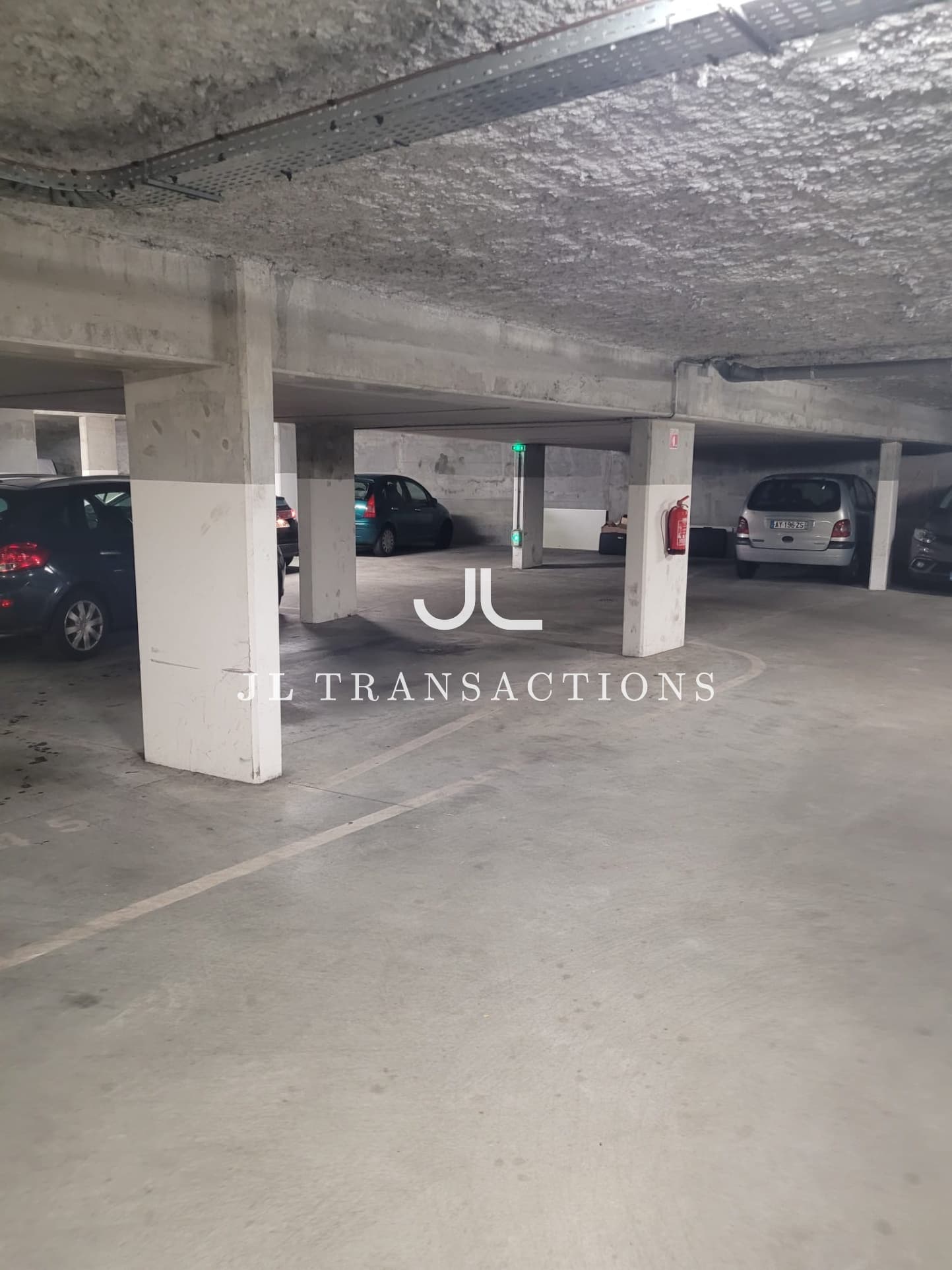 Bègles - Place de parking en sous-sol