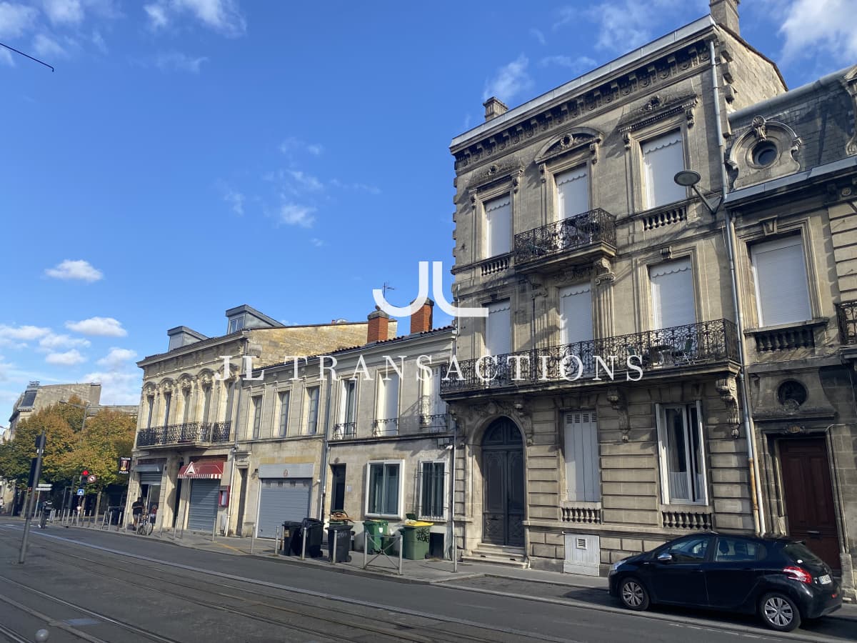 Cours de l'Argonne - Immeuble LMNP - 308m²