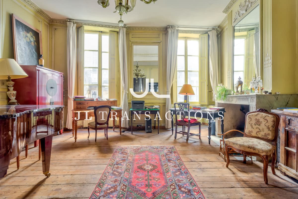 Saint-Paul - Immeuble de 8 lots - 240m²