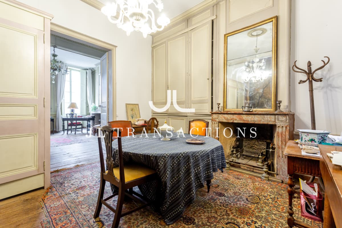 Saint-Paul - Immeuble de 8 lots - 240m²