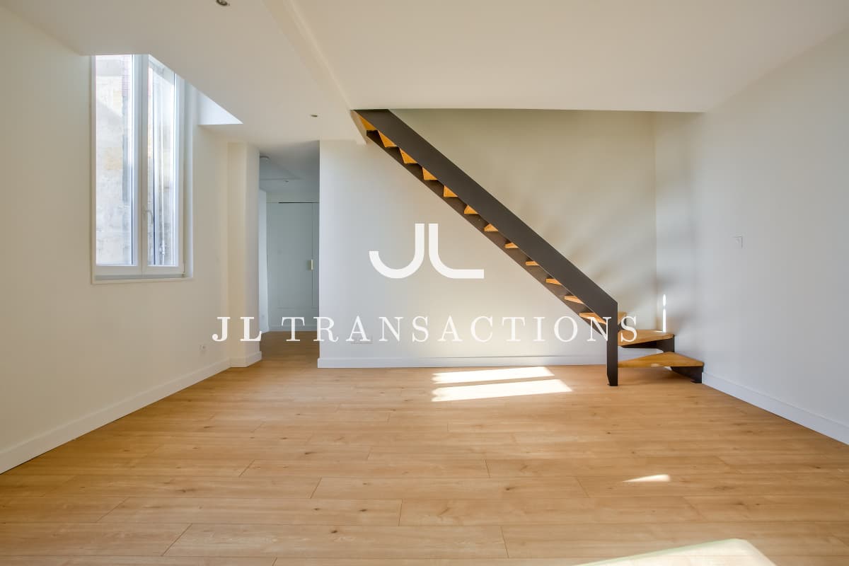 Chartrons - Appartement en duplex 3 pièces - 73m²